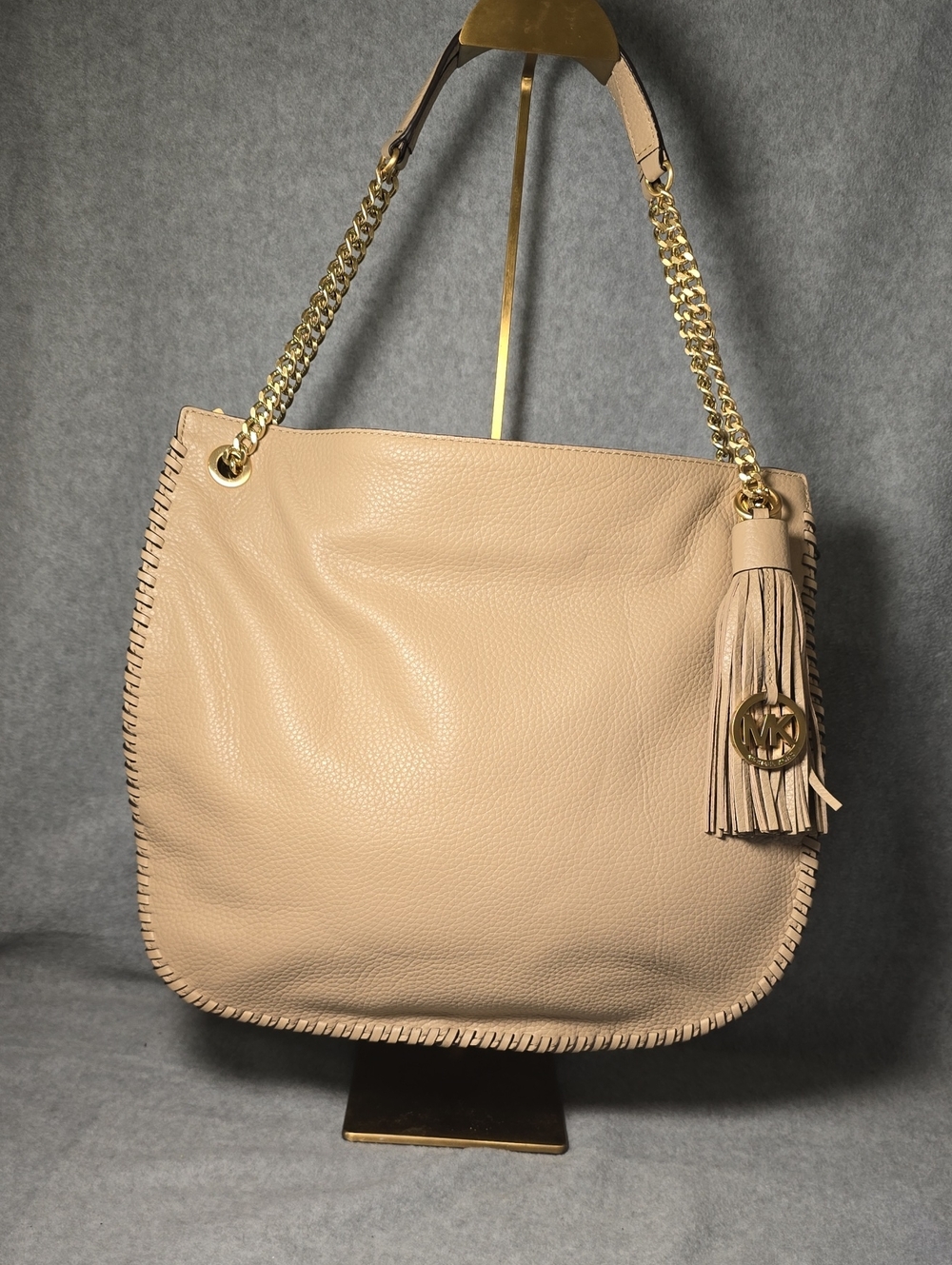 MICHAEL Michael Kors Whipped Chelsea Shoulder Bag Bisque